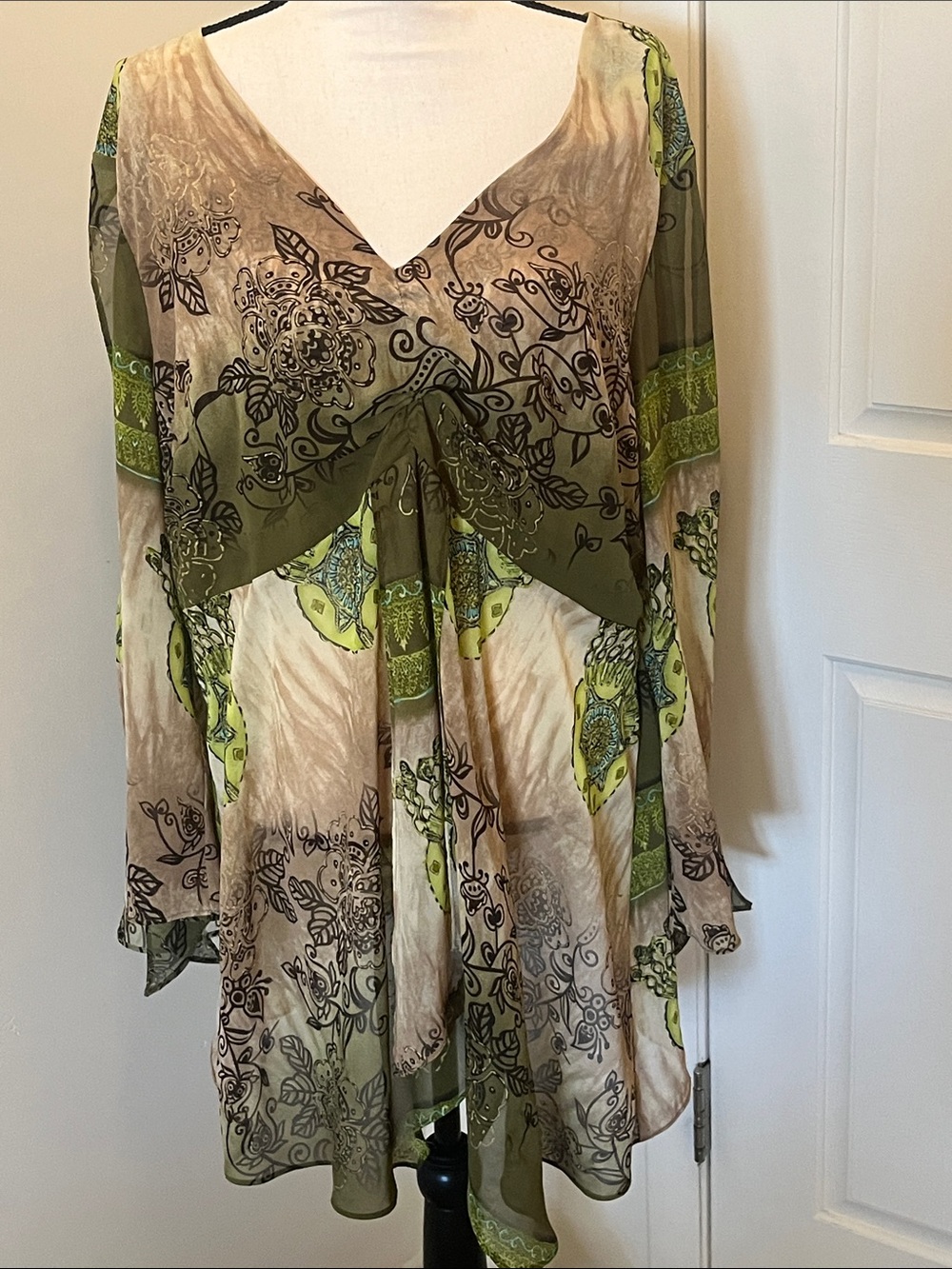 Vintage Lane Bryant Olive and Beige Floral V-Neck Tunic 18/20